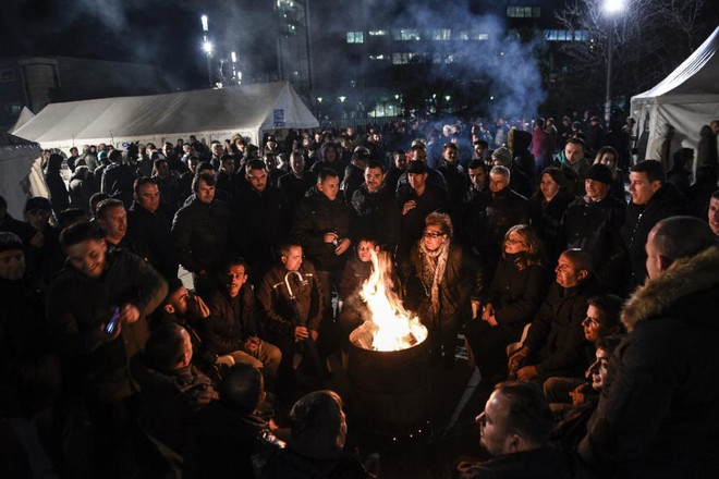 Serbia: Biểu tình phản đối, đòi chính quyền Kosovo từ chức ảnh 1