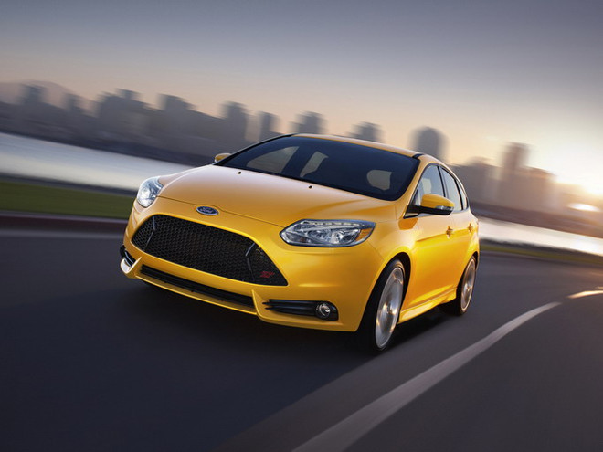 Ford lùi thời hạn giới thiệu mẫu Focus RS mới sau 2015 ảnh 1