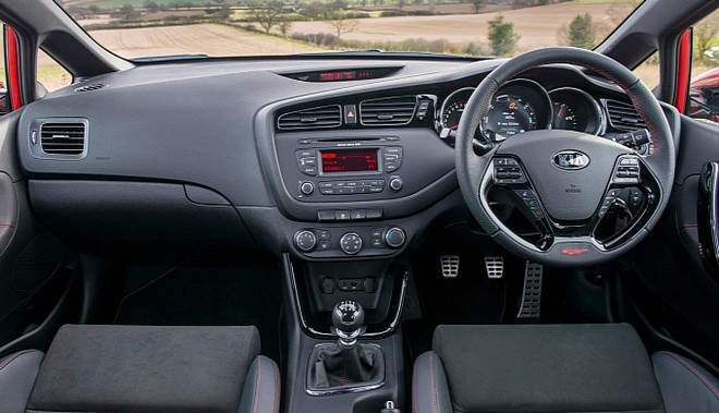 Kia bổ sung thêm phiên bản Cee’d GT năm cửa thể thao ảnh 2