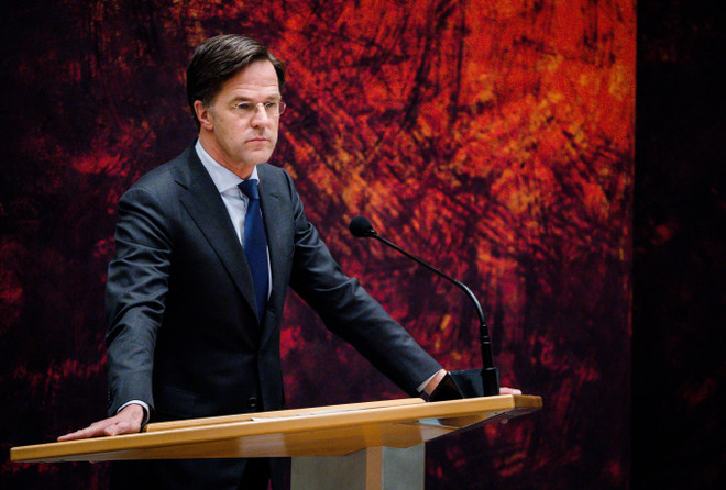 Thủ tướng Hà Lan Mark Rutte tại phiên họp Hạ viện ở La Hay ngày 2/4/2021. (Ảnh: AFP/TTXVN) Hà Lan: Chính phủ mới nhậm chức, cam kết đầu tư 40 tỷ USD cho khí hậu ảnh 1