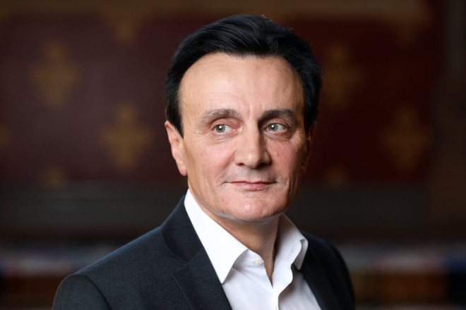 Anh: Lương của các giám đốc điều hành cao gấp 118 lần so với nhân viên ảnh 1