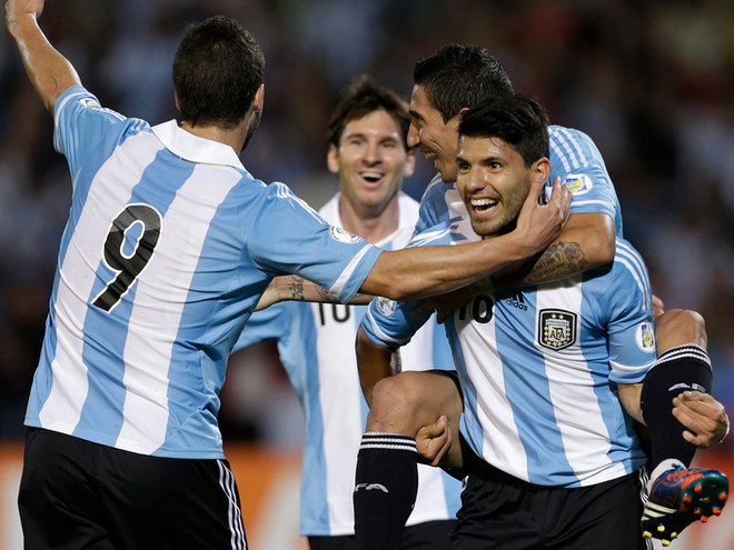 Argentina đặt niềm tin vào "Bộ tứ huyền ảo" tại World Cup ảnh 1