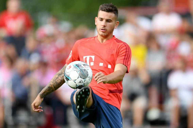 Lucas Hernandez trong màu áo Bayern Munich. (Ảnh: Reuters) Lucas Hernandez bắt đầu tập luyện trở lại sau chấn thương ảnh 1