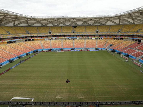 Sân vận động diễn ra trận thư hùng Anh-Italy vẫn chưa hoàn thiện ảnh 1