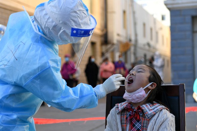 Trung Quốc bắt đầu tiêm vaccine ngừa COVID-19 cho trẻ em từ 3-11 tuổi ảnh 1