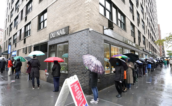 Chứng khoán Mỹ tăng mạnh trong Ngày Bầu cử tổng thống ảnh 1