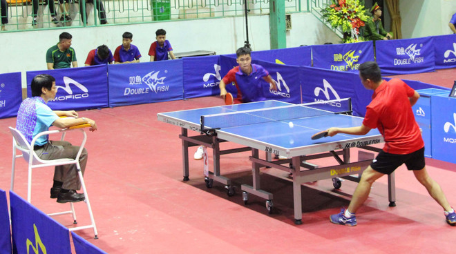 Quang cảnh các trận đấu vòng loại của giải. (Ảnh: Quốc Đạt/TTXVN) Khai mạc Giải bóng bàn các Câu lạc bộ Toàn quốc năm 2019 ảnh 2