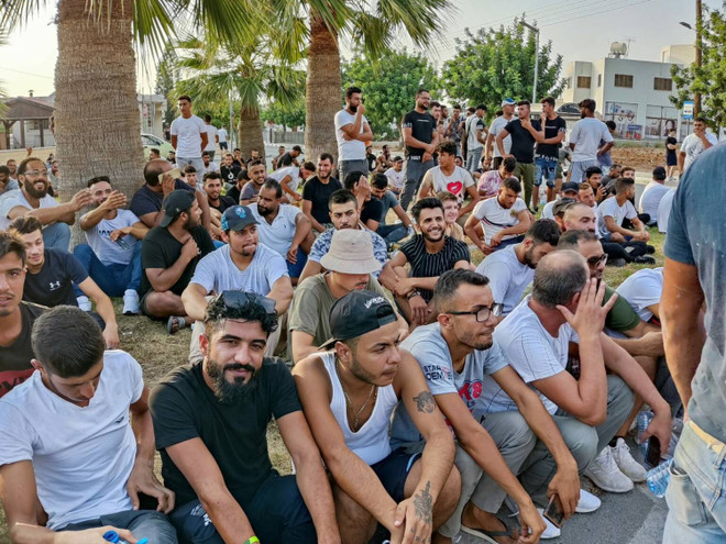 CH Cyprus: 21 người bị bắt giữ sau vụ bạo loạn chống người nhập cư ảnh 1