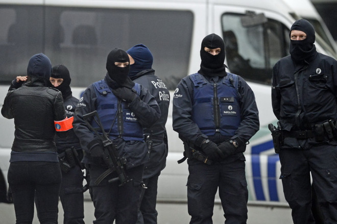 Bỉ bắt giữ 9 đối tượng liên quan đến vụ khủng bố ở Pháp ảnh 1