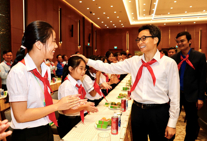 ​PTT Vũ Đức Đam gặp mặt đại biểu Cháu ngoan Bác Hồ tỉnh Bình Dương ảnh 1