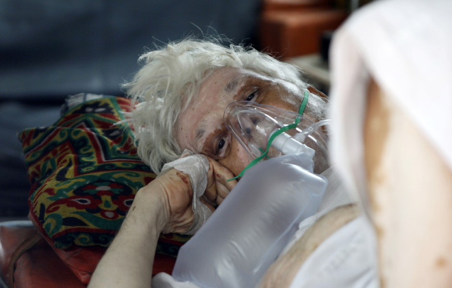 Ngày 2/5: Dịch tiếp tục lây lan mạnh, Ấn Độ có gần 400.000 ca mắc mới ảnh 1