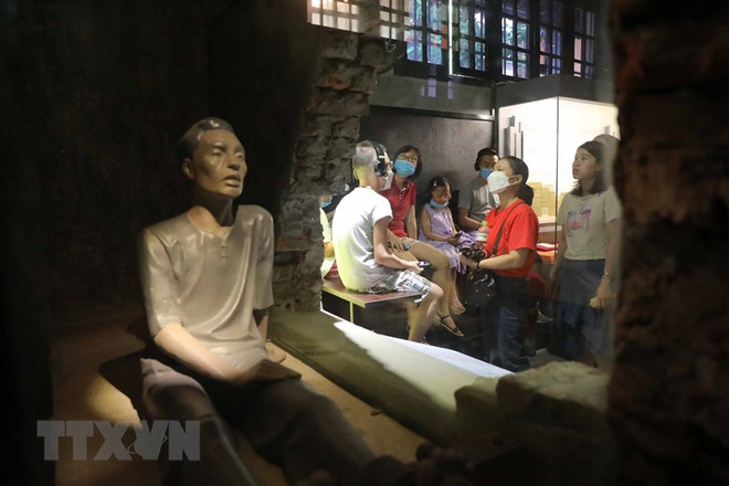 Hà Nội đón gần 1,7 triệu lượt khách tham quan các di tích trọng điểm ảnh 2