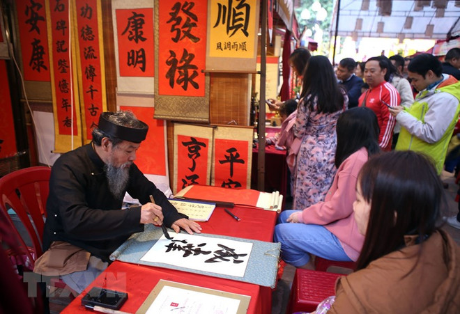 Hà Nội đón gần 1,7 triệu lượt khách tham quan các di tích trọng điểm ảnh 1