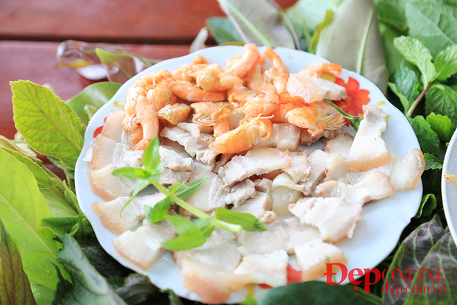 Cảm nhận món gỏi lá đặc trưng vùng đất Tây Nguyên khi tới Kon Tum ảnh 3