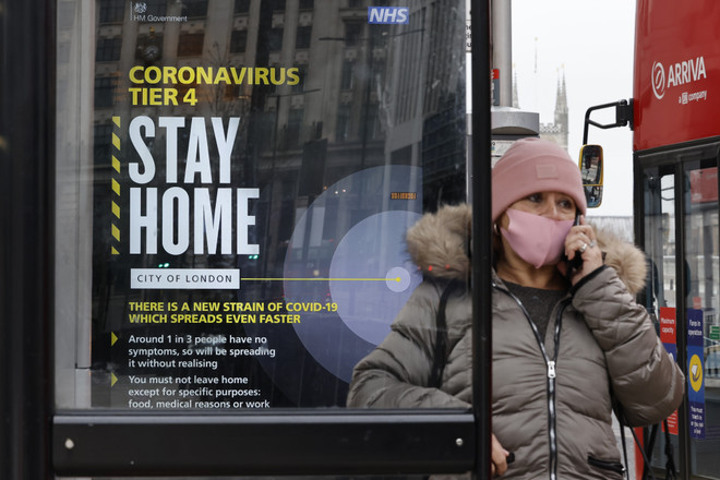 Dịch diễn biến phức tạp, nhiều nước siết chặt phong tỏa trong Năm mới ảnh 1