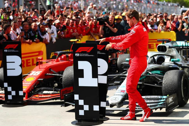 Sebastian Vettel nổi điên sau khi bị "đánh cắp" mất chiến thắng ảnh 1