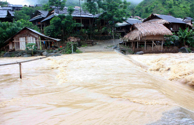 Cảnh báo lũ khẩn cấp trên sông Hoàng Long và sông Thao ảnh 1