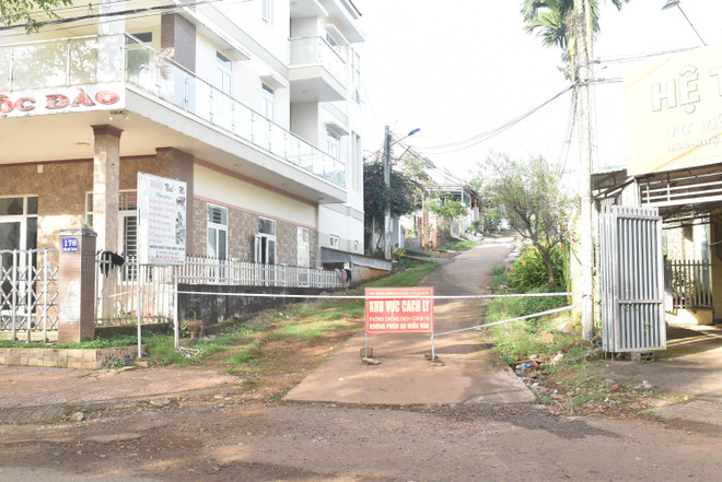 Đắk Nông triển khai cấp bách các biện pháp phòng dịch trong cộng đồng ảnh 1