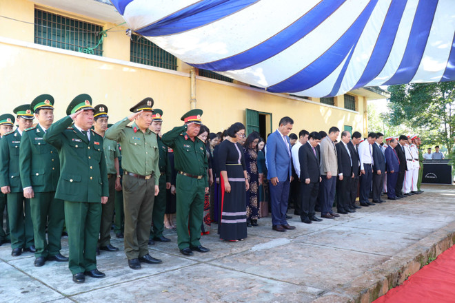 Dâng hương nhân kỷ niệm 80 năm Ngày thành lập Đảng bộ tỉnh Đắk Lắk ảnh 1