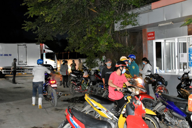 Cà Mau, Trà Vinh xử phạt nghiêm vi phạm về phòng, chống dịch COVID-19 ảnh 2