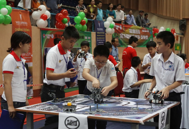 Cuộc thi Robothon Việt Nam-ngày hội của học sinh đam mê robot ảnh 1