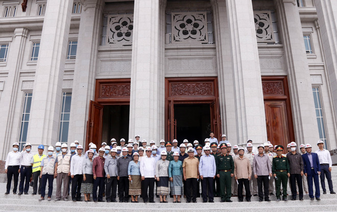 Chuyến thăm của Chủ tịch nước góp phần tăng cường quan hệ Việt-Lào ảnh 1