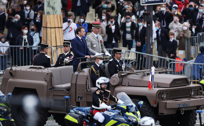 Lễ diễu binh mừng Quốc khánh Pháp đậm sắc màu chống COVID-19 ảnh 1