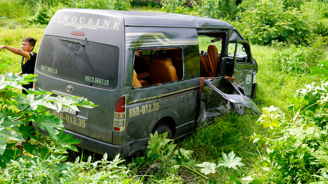 Bà Rịa-Vũng Tàu: Hai ôtô đâm nhau làm nhiều người bị thương ảnh 1