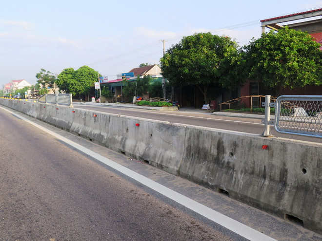 Tranh cãi về dải phân cách trên Quốc lộ 1A đoạn qua Quảng Trị ảnh 1