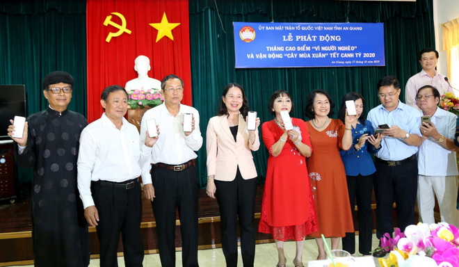 95,2 tỷ đồng góp cho Quỹ “Vì người nghèo” tỉnh An Giang ảnh 1