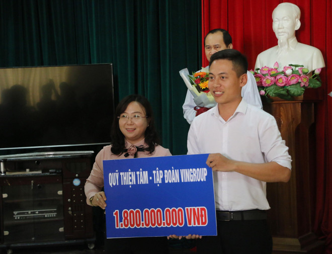 95,2 tỷ đồng góp cho Quỹ “Vì người nghèo” tỉnh An Giang ảnh 2