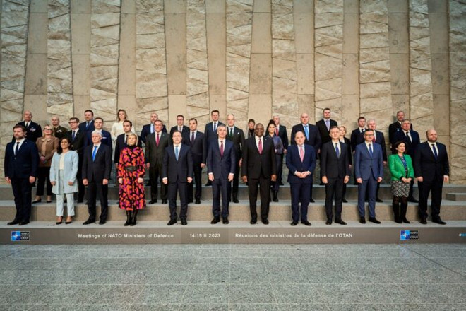 Nhiều nước NATO nhất trí chia sẻ mạng lưới vệ tinh giám sát ảnh 1