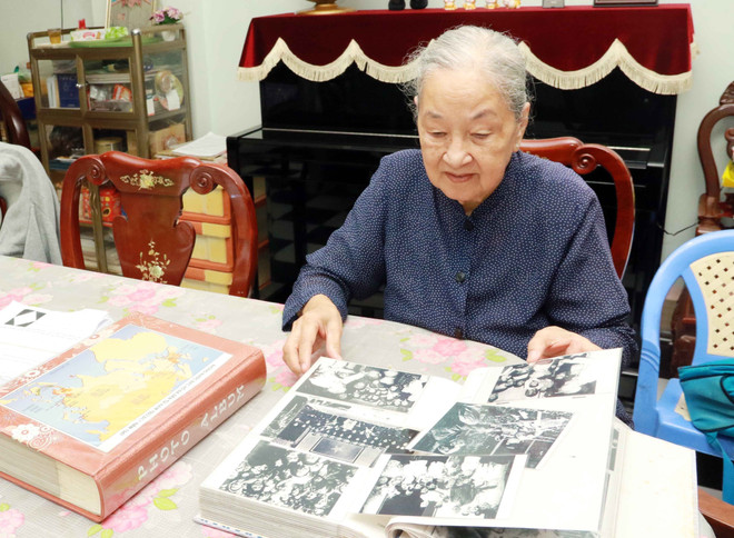 Hơn 40 năm sưu tầm tư liệu về Hồ Chủ tịch, học Bác để hoàn thiện mình ảnh 1