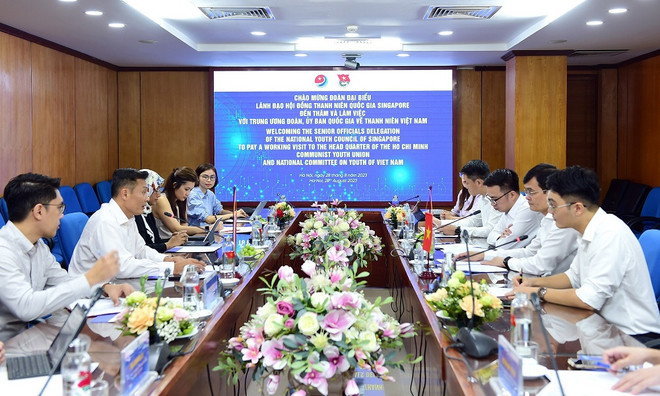 Quang cảnh buổi làm việc. (Nguồn: Đoàn Thanh niên) Tăng cường hợp tác giữa hai tổ chức thanh niên Việt Nam và Singapore ảnh 2