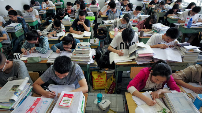 Cao khảo là kỳ thi vô cùng khốc liệt tại Trung Quốc. (Nguồn: Bloomberg) cao khao.jpg