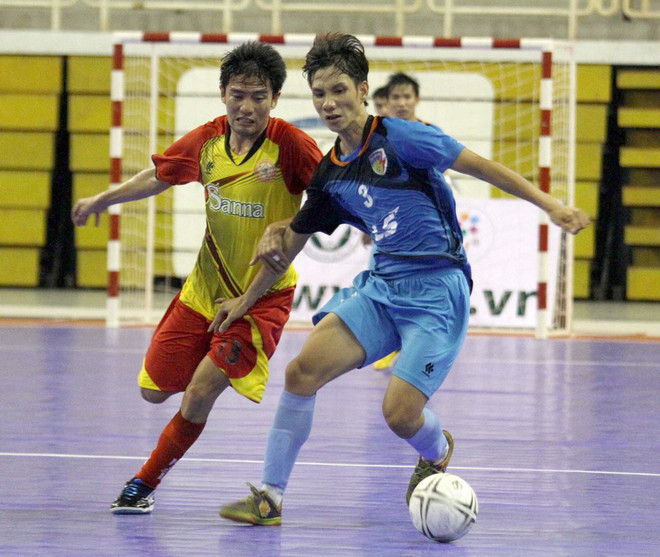 Một pha tranh bóng trong trận trung kết Giải Futsal toàn quốc 2013 giữa hai đội Thái Sơn Nam và Sana Khánh Hòa. (Ảnh: TTXVN) Giải Futsal toàn quốc 2014 sẽ khởi tranh vào ngày 2/3 ảnh 1
