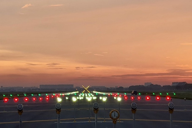 Sân bay Tân Sơn Nhất nâng cấp, đưa vào khai thác 2 đường cất hạ cánh ảnh 1