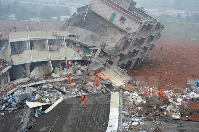 [Video] Trung Quốc bắt giữ 12 người liên quan vụ lở đất ở Thâm Quyến ảnh 1