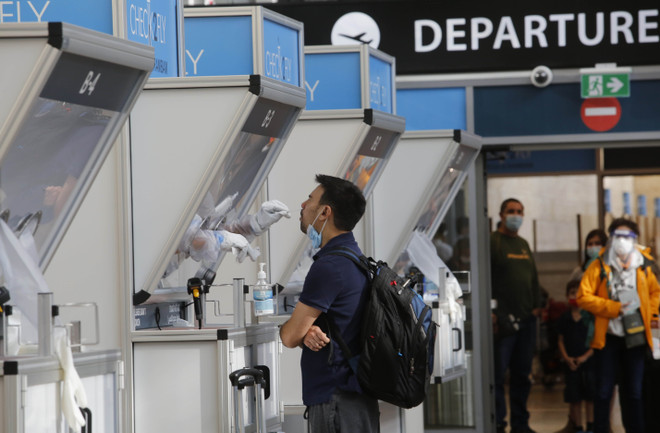 Nga, Ba Lan ghi nhận số ca tử vong do COVID-19 trong ngày cao nhất ảnh 1