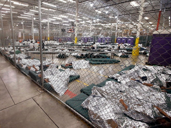 Làn sóng trẻ nhập cư bất hợp pháp trở thành vấn đề nóng tại Mỹ ảnh 1