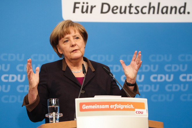 Thủ tướng Đức Angela Merkel bị thương khi trượt tuyết ảnh 1