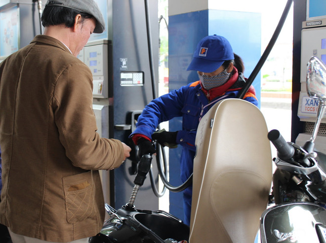 Công bố lý do nhiều xe bị chết máy khi dùng xăng từ Petrolimex Sài Gòn ảnh 1