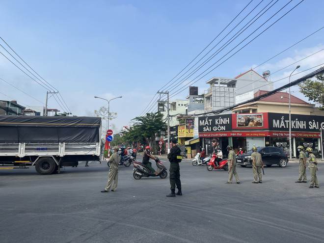 Vụ rò rỉ khí độc ở Bình Dương: Khí Amoniac độc hại nhưng dễ pha loãng ảnh 1