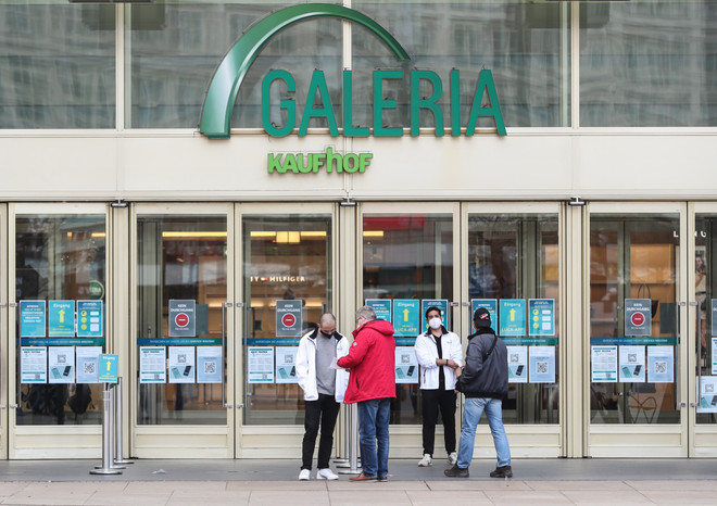 Tình hình dịch bệnh sáng 4/4: Đã có hơn 131 triệu người mắc COVID-19 ảnh 2