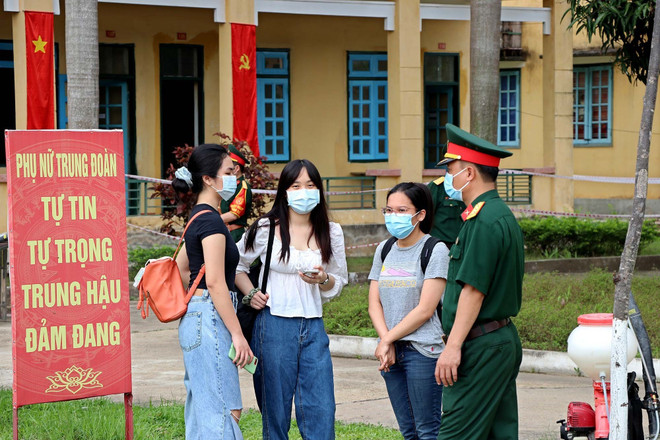 Sáng 23/4: Ghi nhận 8 ca mắc mới, đã được cách ly sau khi nhập cảnh ảnh 1