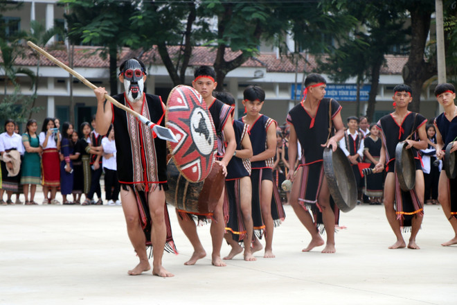 Khai thác hiệu quả nguồn lực văn hóa vùng đồng bào dân tộc thiểu số ảnh 1