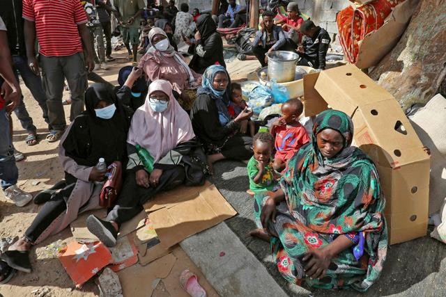 LHQ cảnh báo mối đe dọa đối với phụ nữ và trẻ em bị giam giữ tại Libya ảnh 1