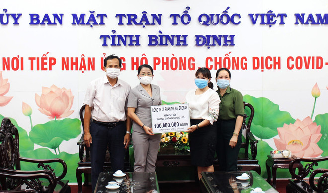 Chung tay ủng hộ phòng, chống dịch COVID-19 tại Vĩnh Phúc, Bình Định ảnh 1