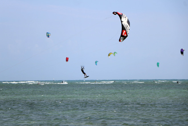 Sôi nổi Festival Lướt ván diều Quốc tế năm 2022 tại Ninh Thuận ảnh 1
