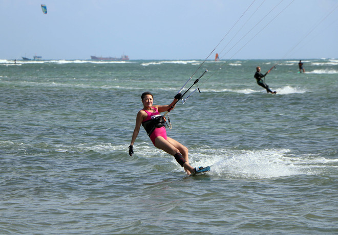 Sôi nổi Festival Lướt ván diều Quốc tế năm 2022 tại Ninh Thuận ảnh 2